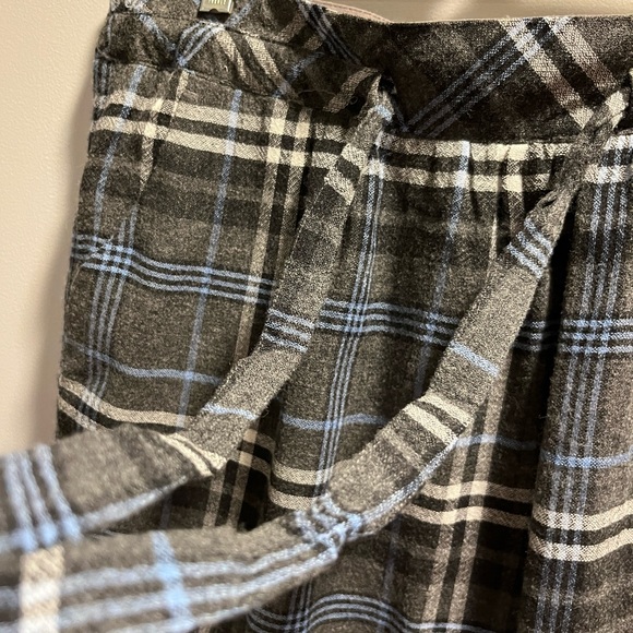 Cute skirt tie front zip back lined - Picture 4 of 13